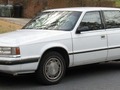 1988 Chrysler Dynasty - Fotografia 2