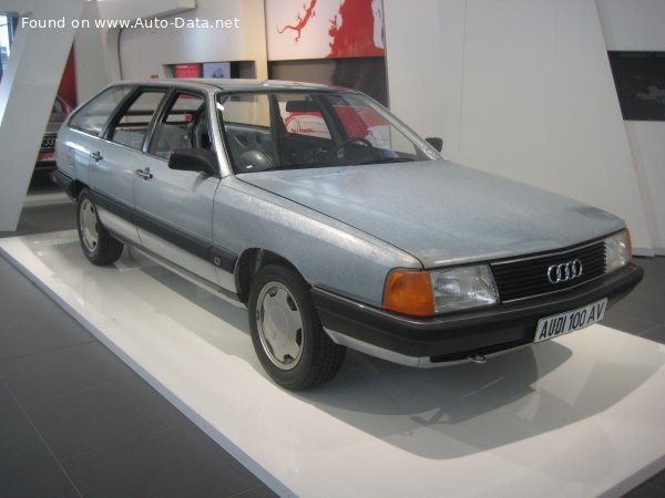 1982 Audi 100 Avant (C3, Typ 44, 44Q) - Fotografie 1