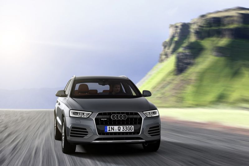 2015 Audi Q3 (8U facelift 2014) - Снимка 1