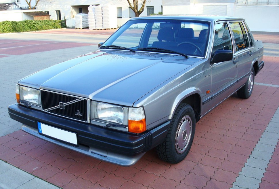 1985 Volvo 740 (744) - Fotografia 1