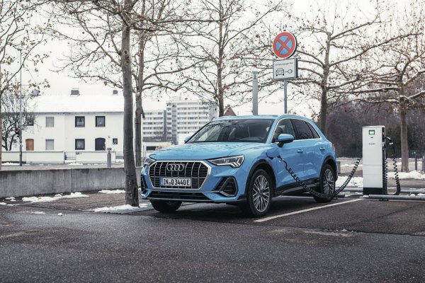 2019 Audi Q3 (F3) - Fotografie 1