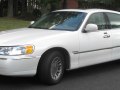 1998 Lincoln Town Car III  (FN145) - Технически характеристики, Разход на гориво, Размери