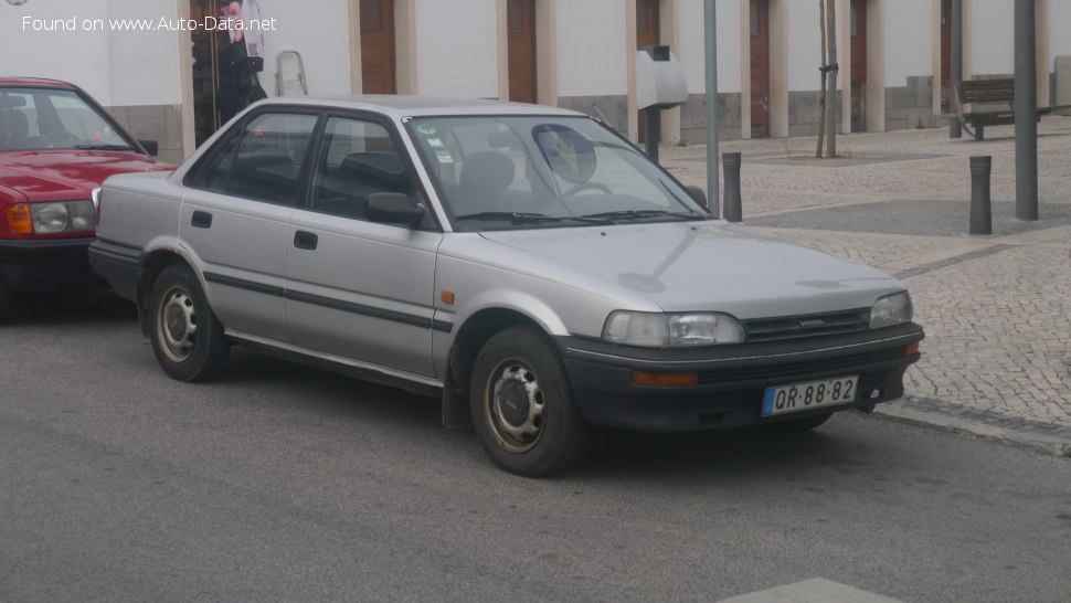 1988 Toyota Corolla VI (E90) - Фото 1