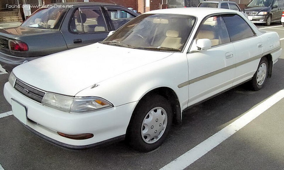 1989 Toyota Carina ED - Fotografie 1