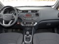 2011 Kia Rio III Hatchback (UB) - Снимка 10