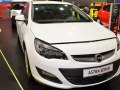 Opel Astra J Sedan - Bild 3