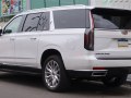 2021 Cadillac Escalade V ESV - Photo 2