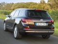 Opel Astra J Sports Tourer (facelift 2012) - Fotoğraf 2