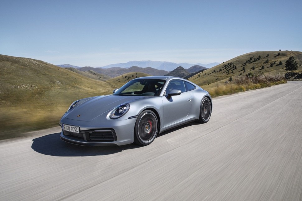 Porsche 911 (922) Turbo S with two new trim packages this summer