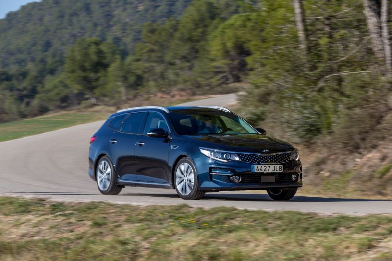 2015 Kia Optima IV Sportswagon - Fotografie 1