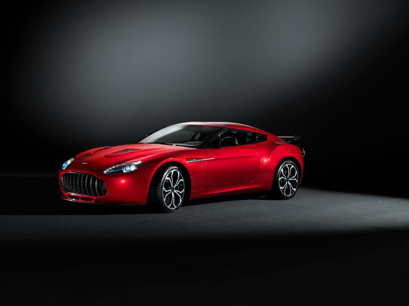 2011 Aston Martin V12 Zagato - Снимка 1