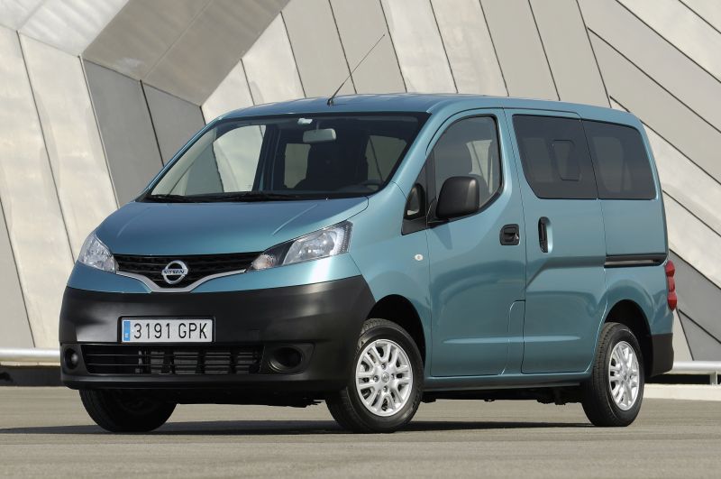 2010 Nissan NV200 Combi - Kuva 1