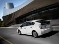 Toyota Prius III (ZVW30) - Photo 2