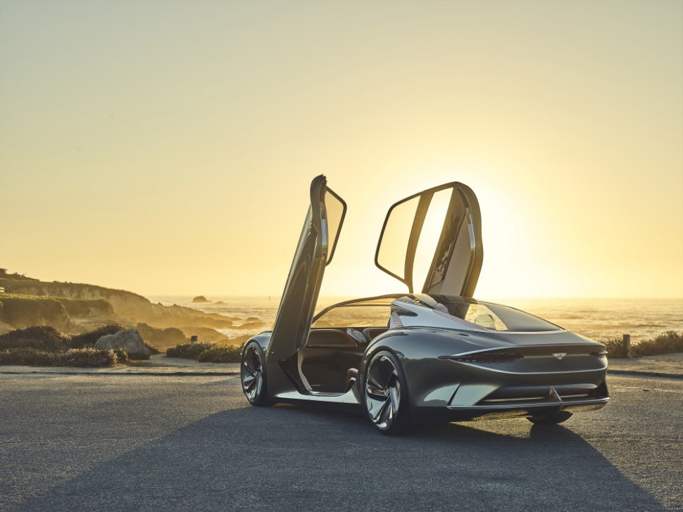 Bentley EXP 100 GT - rear view, open doors