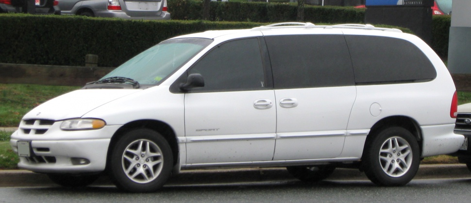 1996 Dodge Caravan III LWB - Фото 1