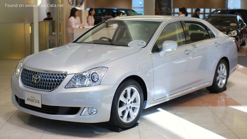 2009 Toyota Crown Majesta V (S200) - Fotoğraf 1