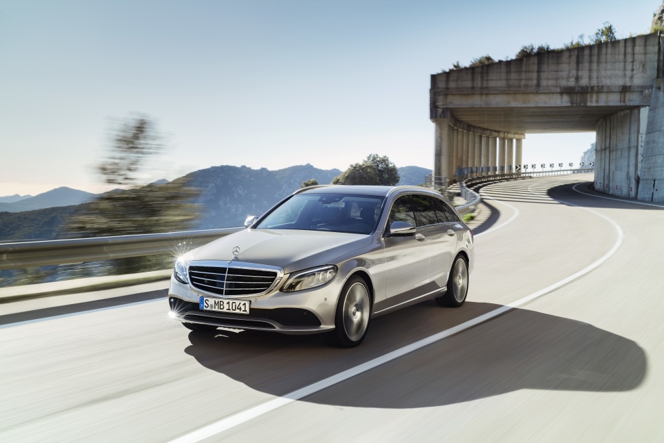 2018 Mercedes-Benz C-Serisi T-modell (S205, facelift 2018) - Fotoğraf 1