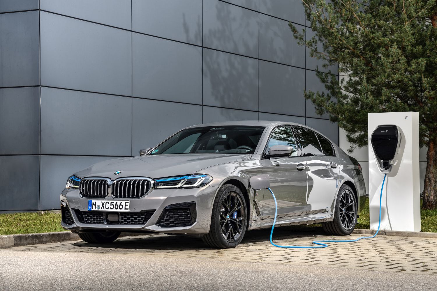 2020 BMW 5 Series Sedan (G30 LCI, facelift 2020) 540i (333 Hp) Mild Hybrid  xDrive Steptronic