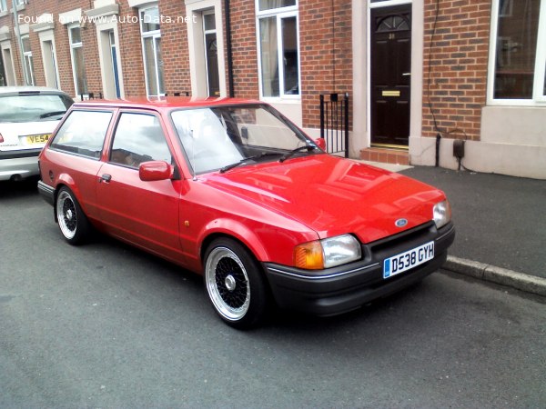 1986 Ford Escort IV Turnier (AWF,AVF) - Photo 1