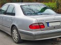 Mercedes-Benz E-Klasse (W210, facelift 1999) - Bild 8
