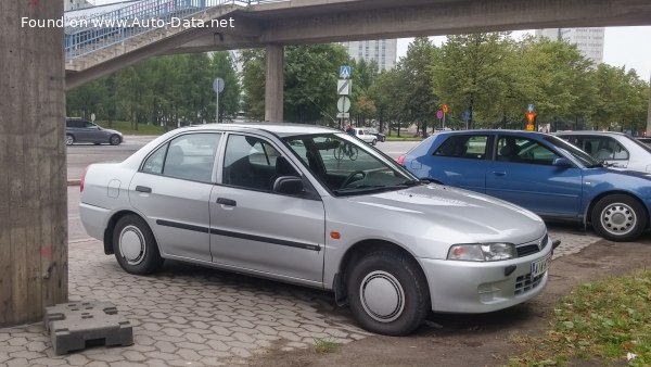 1995 Mitsubishi Lancer VI - Fotoğraf 1