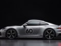 Porsche 911 (992) - Photo 4