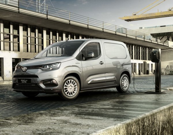 2020 Toyota Proace City SWB - Kuva 1