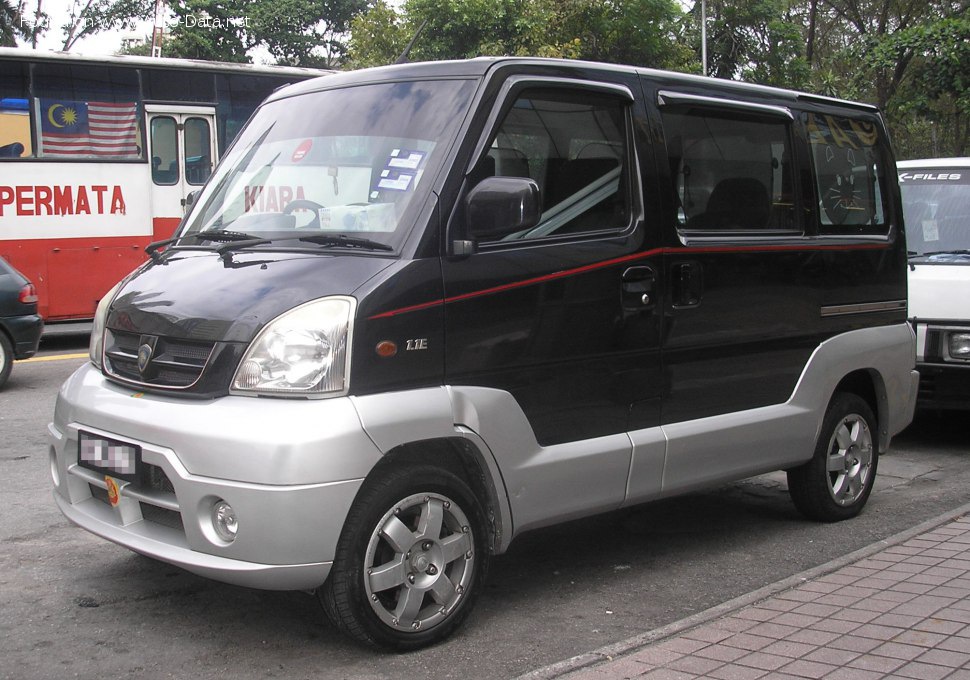 2001 Proton Juara - Фото 1