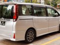 2014 Toyota Noah III (R80) - Bild 5