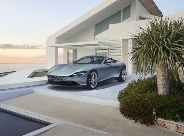 2023 Ferrari Roma Spider - Fotografie 1
