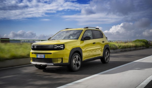 2025 Fiat Grande Panda - Photo 1
