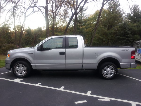 2004 Ford F-Series F-150 XI SuperCab - Kuva 1