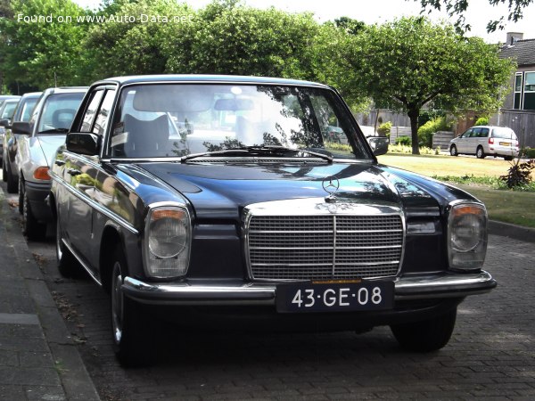 1973 Mercedes-Benz /8 (W114, facelift 1973) - Fotografia 1