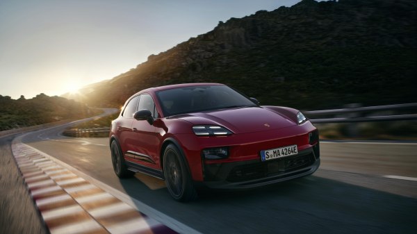 2024 Porsche Macan II Electric - Фото 1