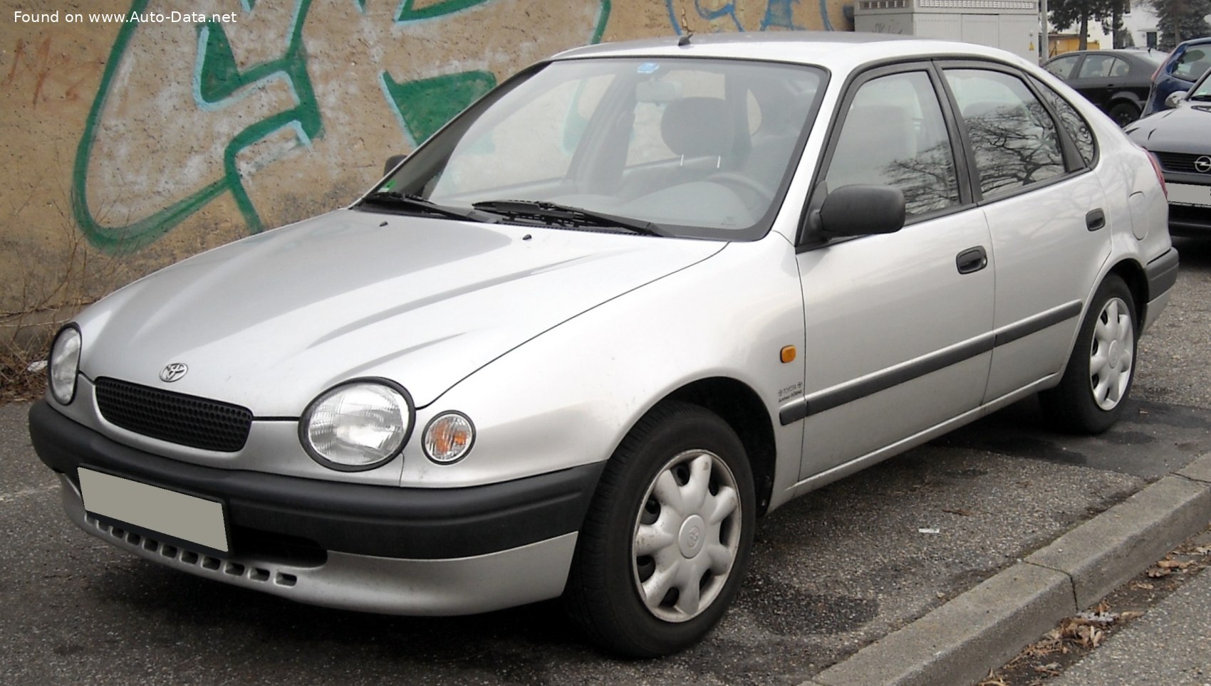 1997 Toyota Corolla Hatch VIII (E110) 1.6 i 16V (110 Hp