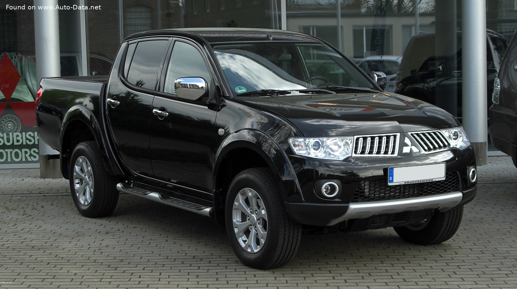 mitsubishi l200 safari 2010