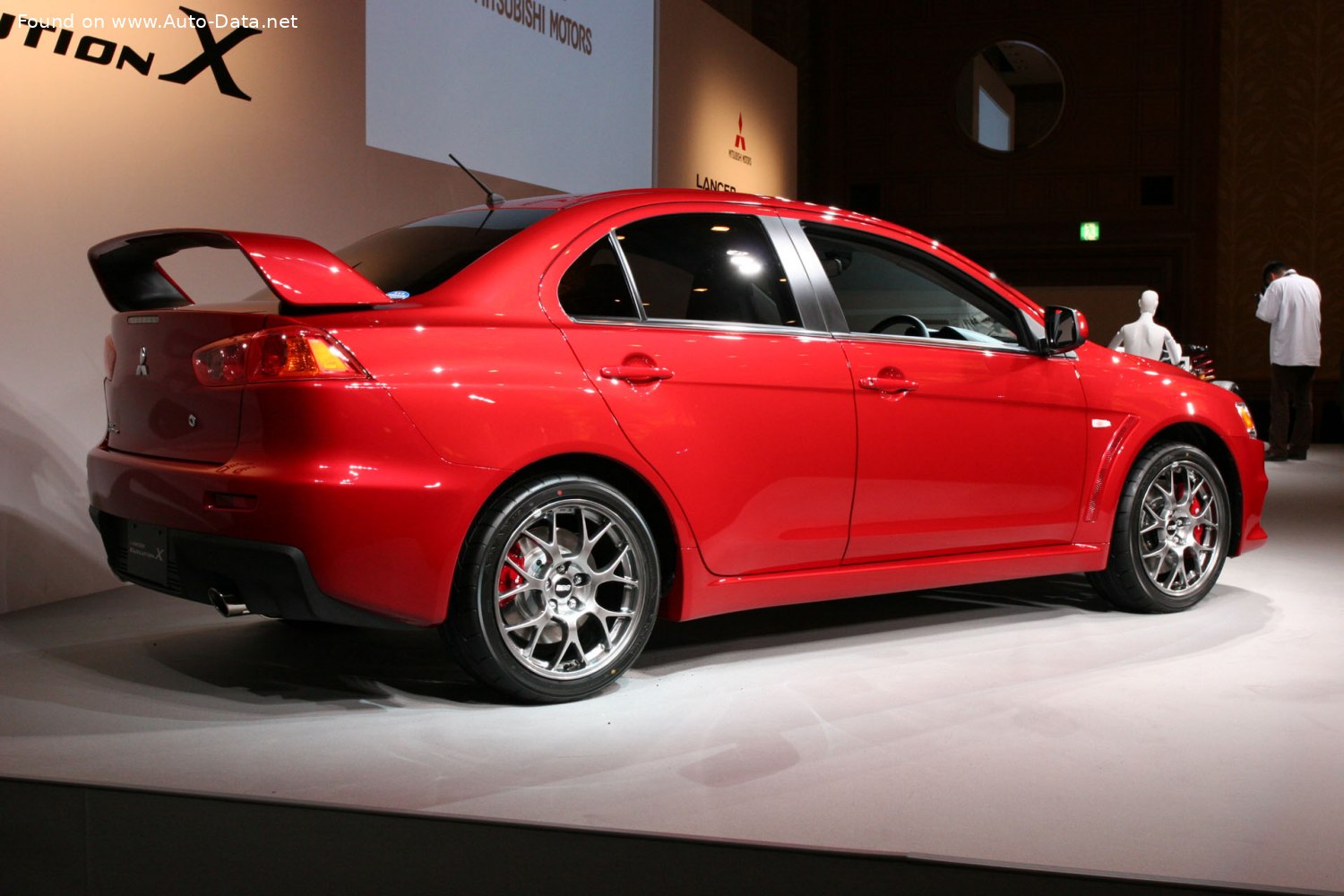Mitsubishi-Lancer-Evolution-X.jpg