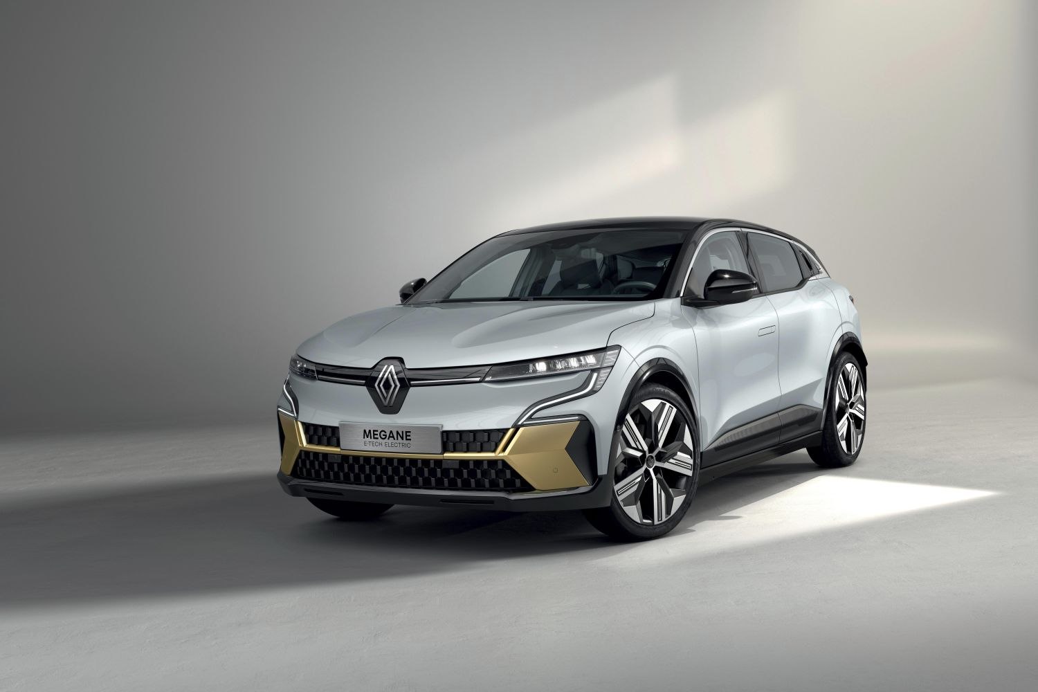 2022 Renault Megane E-Tech Electric EV40 (130 Hp)  Technical specs, data,  fuel consumption, Dimensions