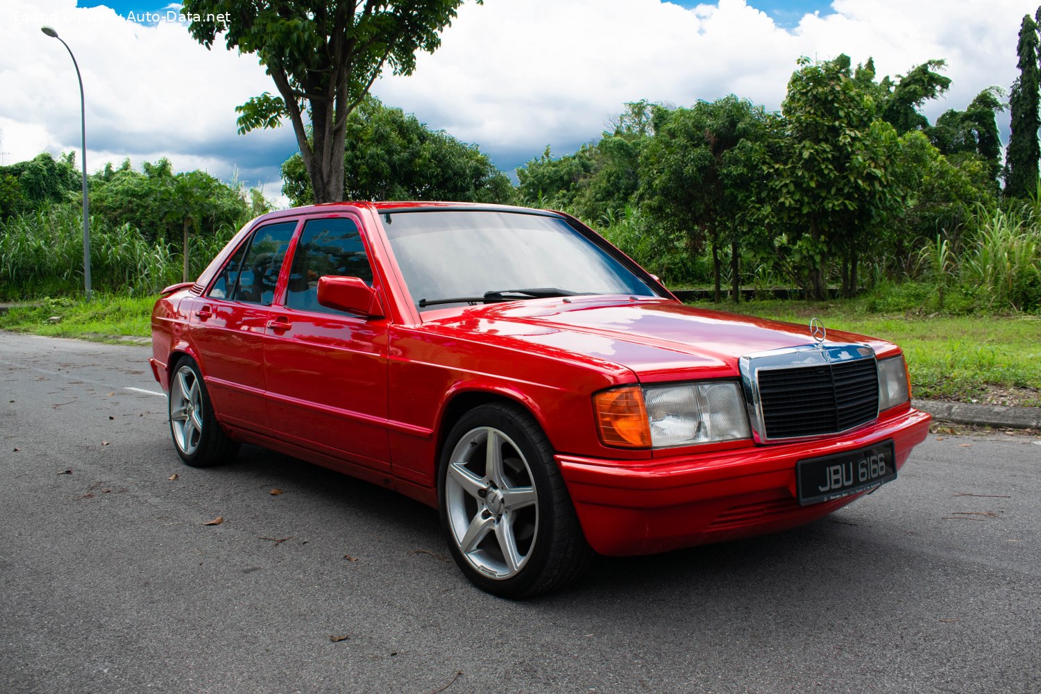 1986 Mercedes-Benz 190 (W201) E 2.6 (166 Hp) Automatic
