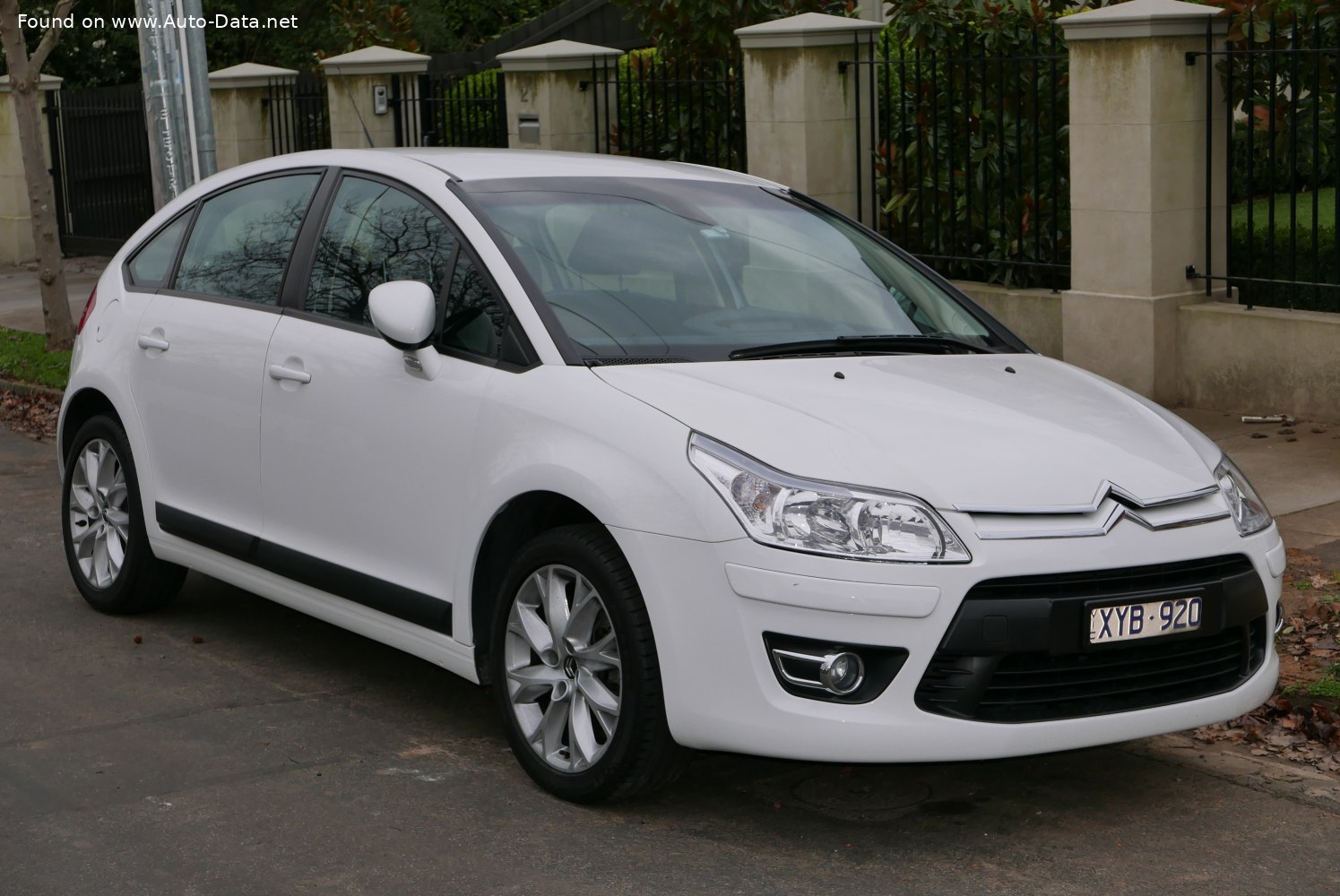 2009 Citroen C4 I Hatchback (Phase Ii, 2008) | Technical Specs, Fuel Consumption, Dimensions