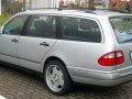 Mercedes-Benz E-sarja T-modell (S210) - Kuva 2