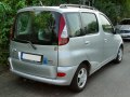 2003 Toyota Yaris Verso (facelift 2003) - Photo 2