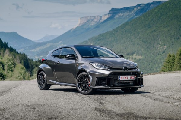 2024 Toyota Yaris (XP210, facelift 2024) - εικόνα 1