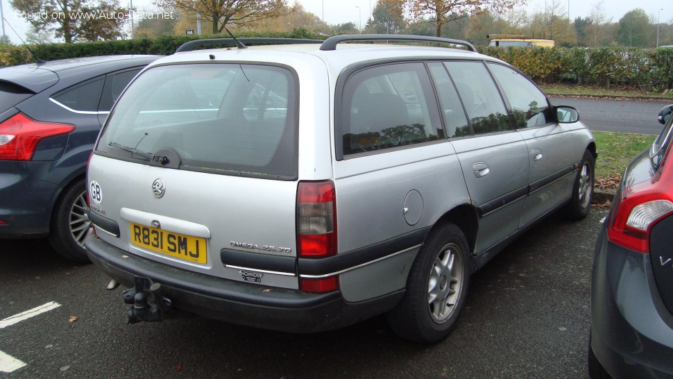 1994 Vauxhall Omega Estate B - Fotoğraf 1