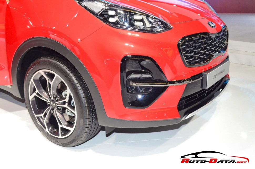 KIA Sportage 2020 с няколко нововъведения при интериора