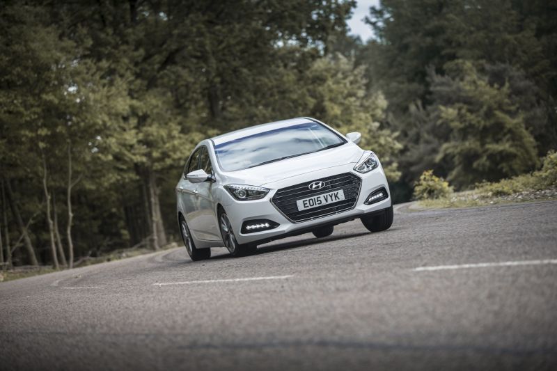 2015 Hyundai i40 Sedan (facelift 2015) - Bild 1