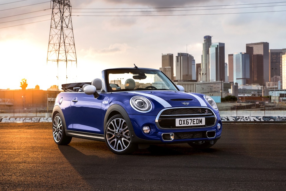 2018 Mini Convertible (F57, facelift 2018) - Fotoğraf 1