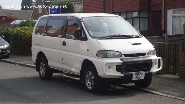 1994 Mitsubishi Delica (L400) - Фото 1