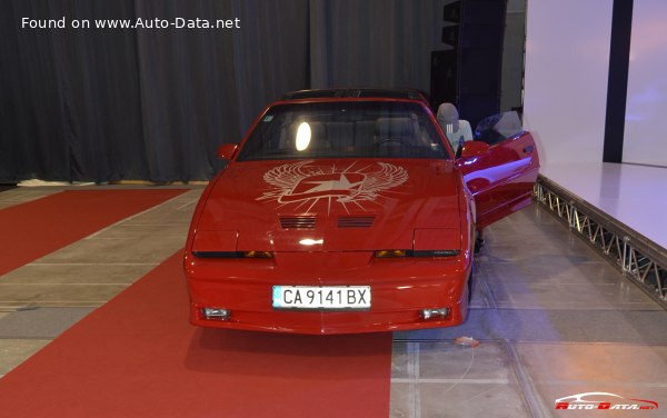 1982 Pontiac Firebird III - Fotoğraf 1