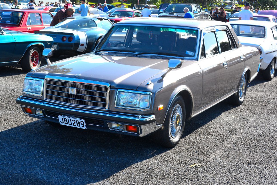 1990 Toyota Century I (VG45) - Bild 1